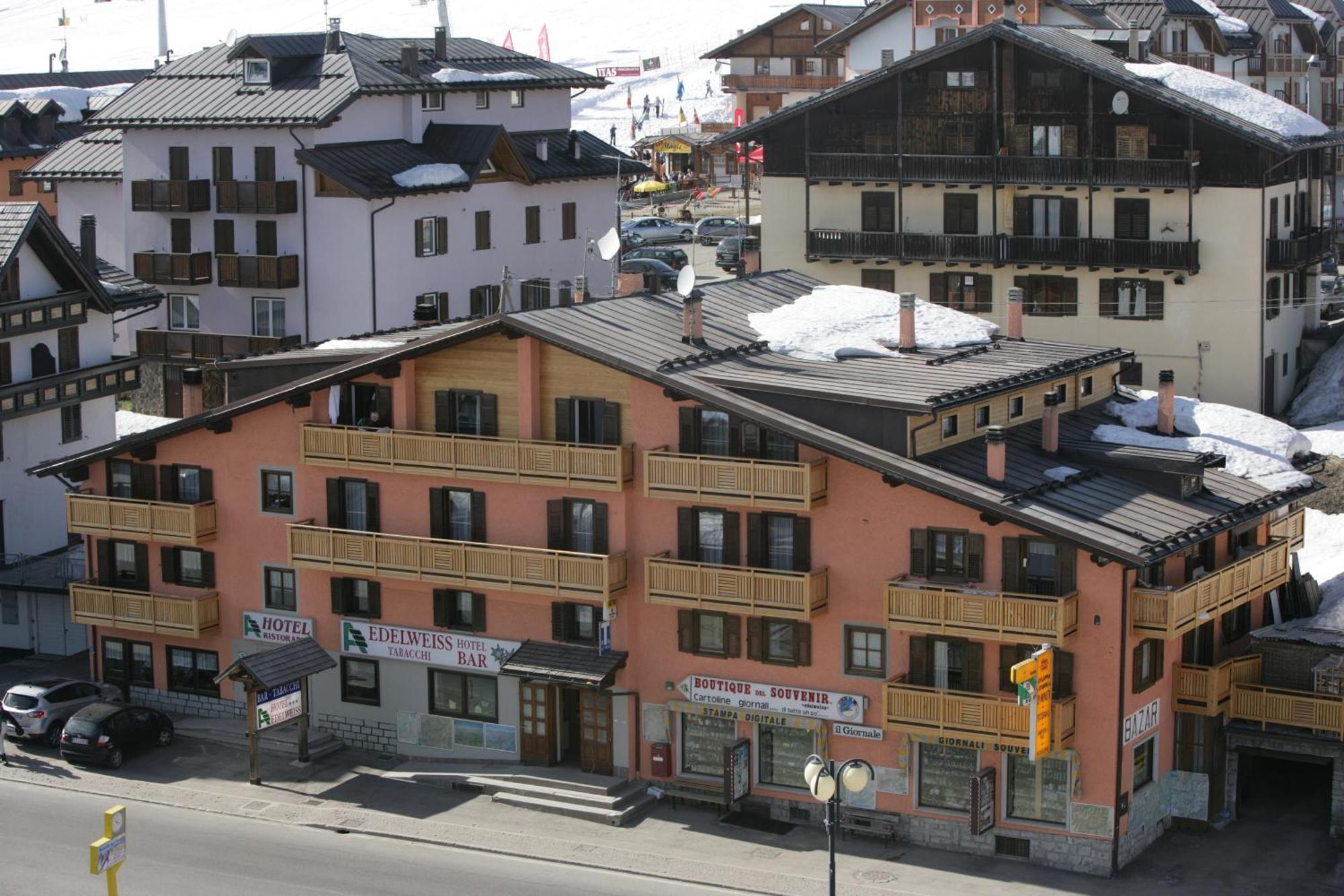 Hotel Edelweiss Passo del Tonale Exterior photo