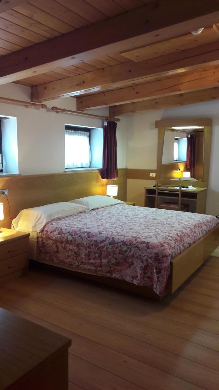 Hotel Edelweiss Passo del Tonale Exterior photo