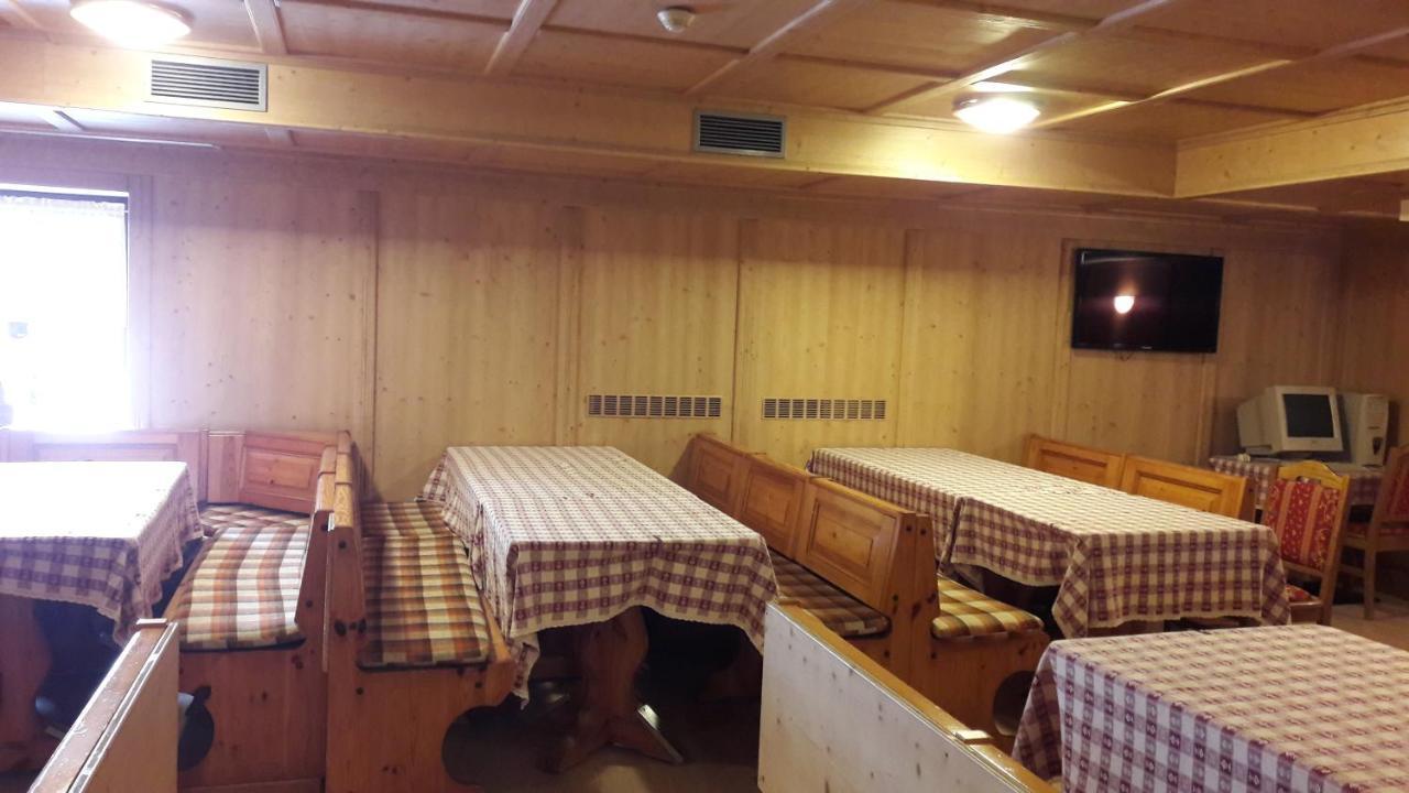 Hotel Edelweiss Passo del Tonale Exterior photo